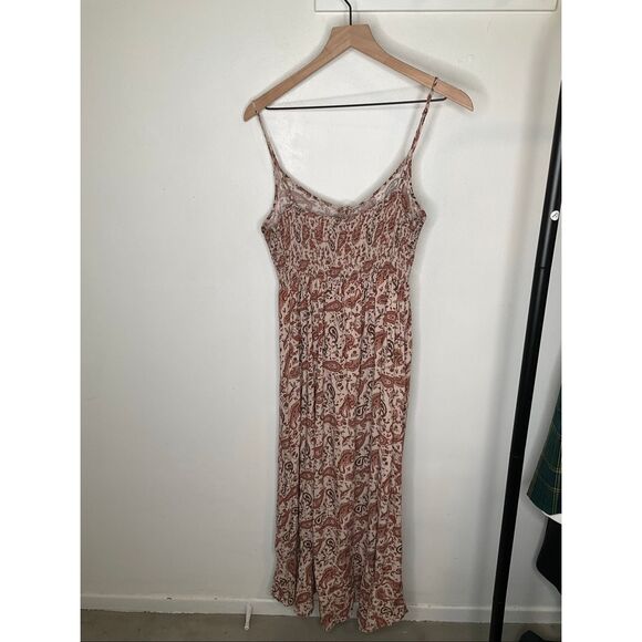 Taylor Paisley Dress - Picture 2 of 6